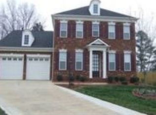 8108 Wilburn Ct, Charlotte, NC 28277