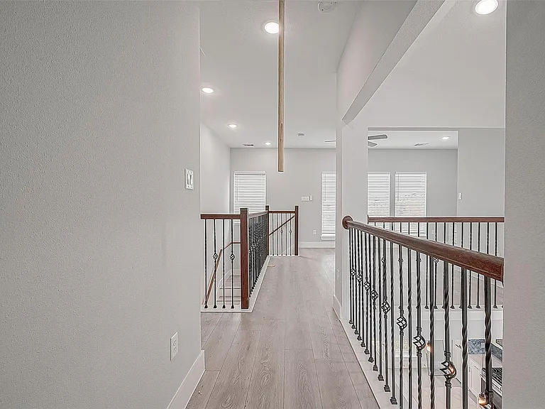 9204 Buffum St — Photo 17