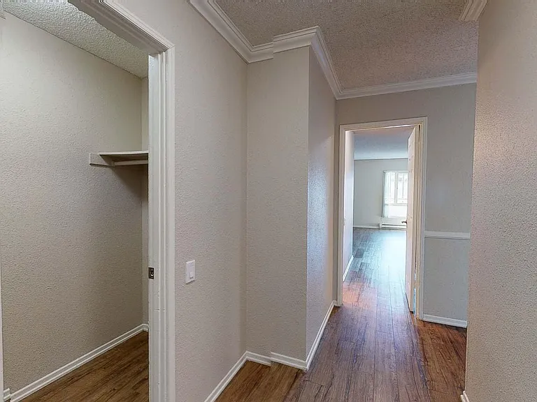 Eight 80 Newport Beach — Photo 216