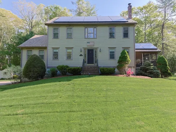 78 Pine St, Norton, MA 02766