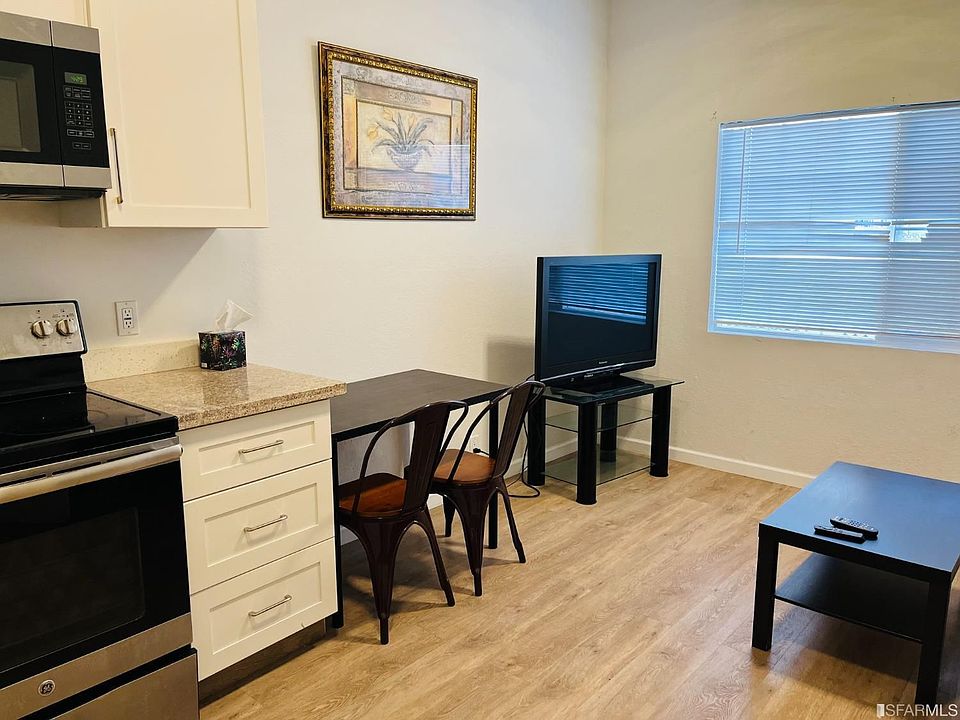 1st image of 678 Broadway St #2