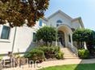 36 Bay Front Pl, Hampton, VA 23664