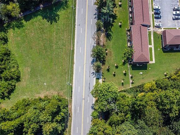 3rd image of 2990 Stone Hogan Connector Rd SW