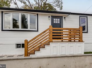 131 Pearl St, Mount Holly, NJ 08060
