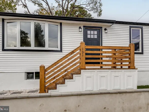 131 Pearl St, Mount Holly, NJ 08060