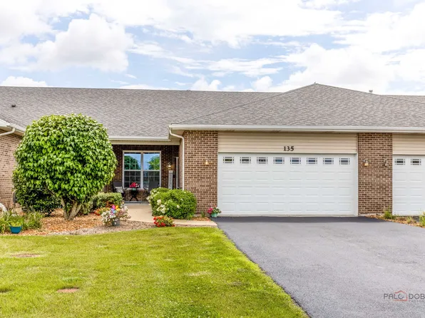 135 Barbers Corner Rd, Bolingbrook, IL 60440