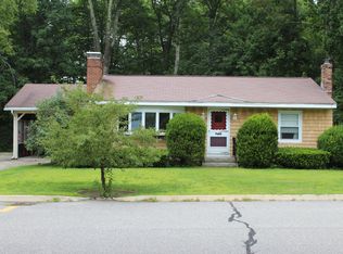 22 Willow Dr, Westbrook, ME 04092