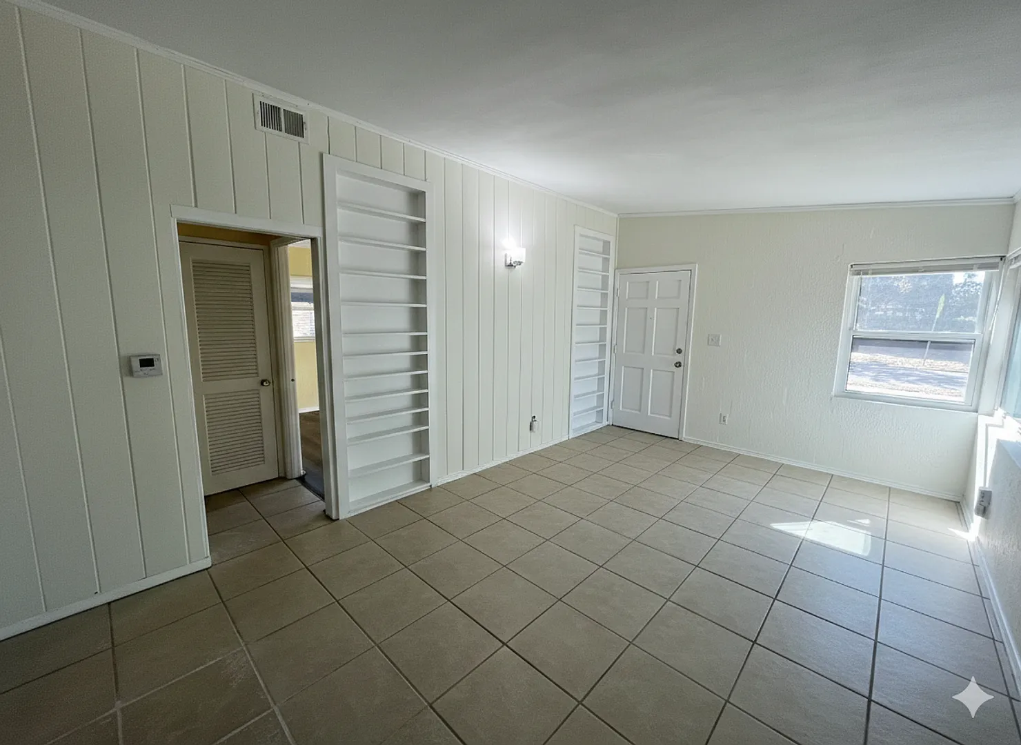 3-Bedroom Home in the Heart of College Park — Photo 3