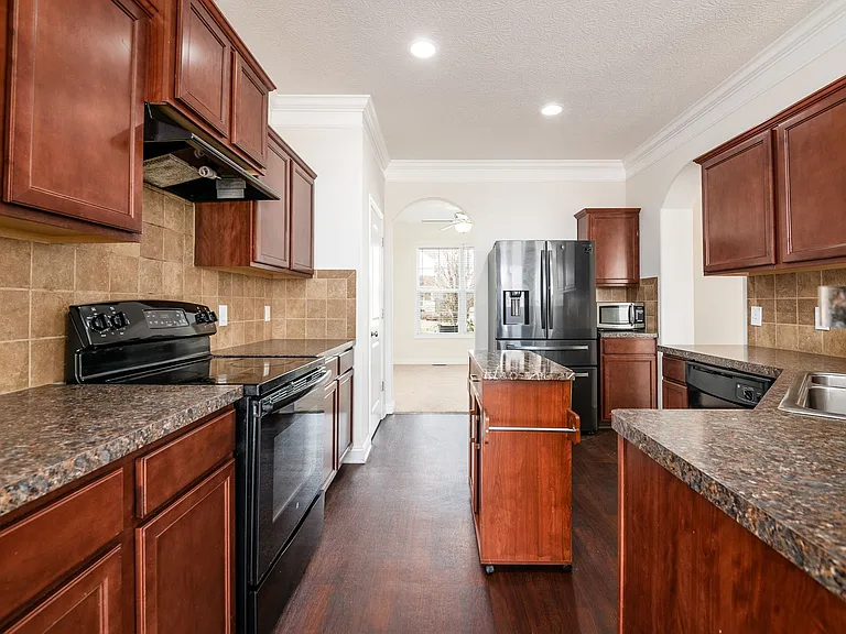 265 Linda Lee Ln — Photo 18