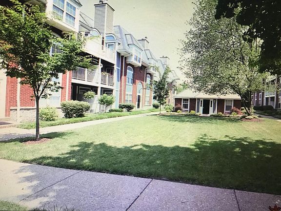 2nd image of 4235 W Pine Blvd APT 24