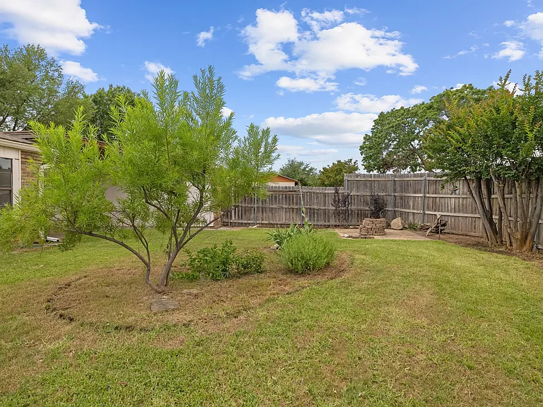 1527 Estates Way — Photo 28
