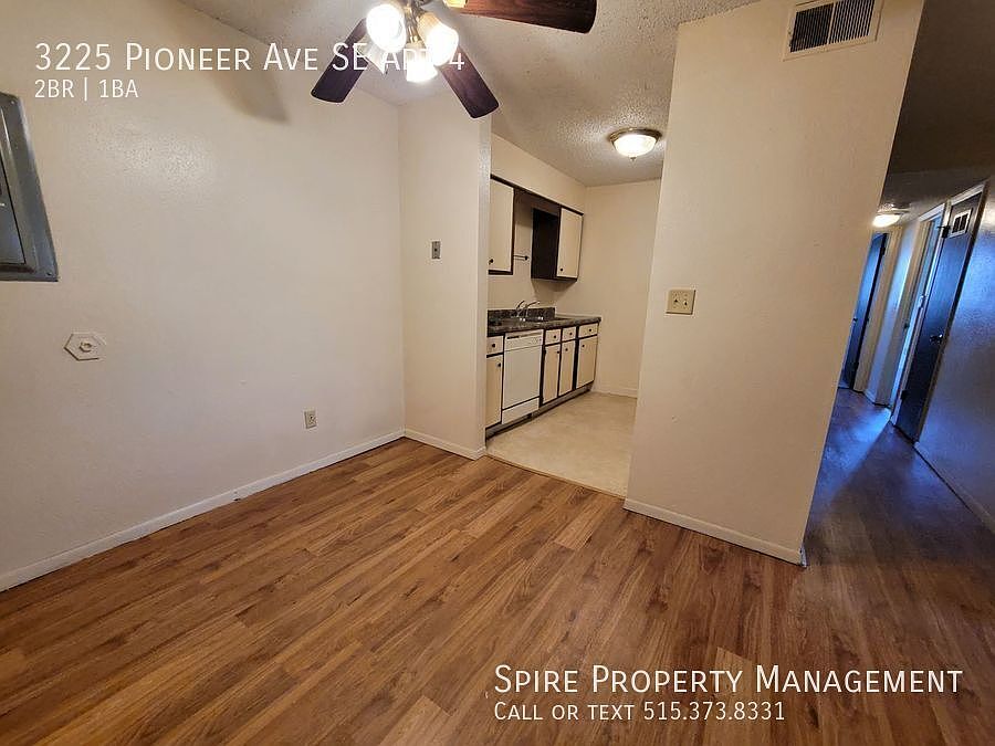 1st image of 3225 Pioneer Ave SE APT 4