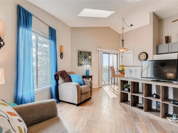 5620 W 80th Pl APT 73, Arvada, CO 80003