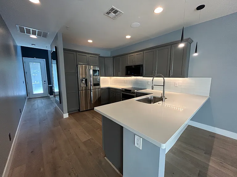 2315 E Pinchot Ave #115 — Photo 8