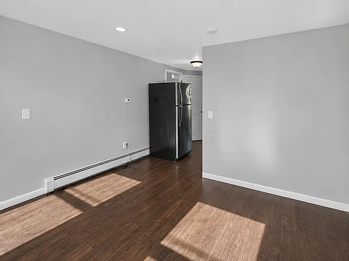 61 14th St #61B — Photo 6