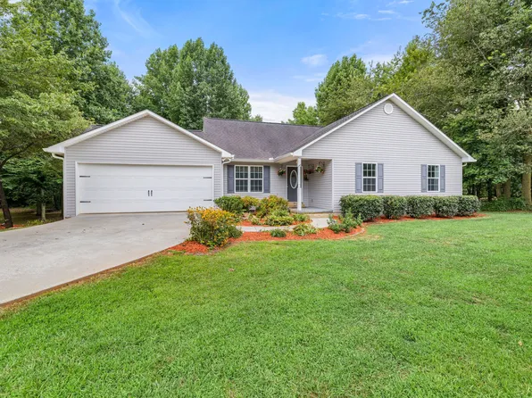 110 Fairview Ct, Demorest, GA 30535