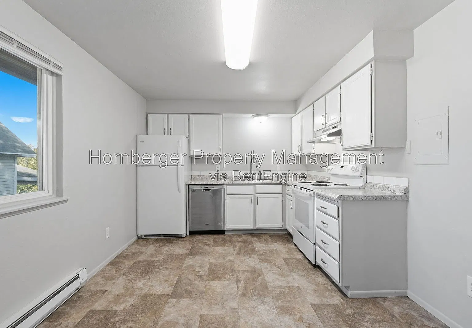 2 bed, 1.0 bath, 750 sqft, $950 — Photo 2