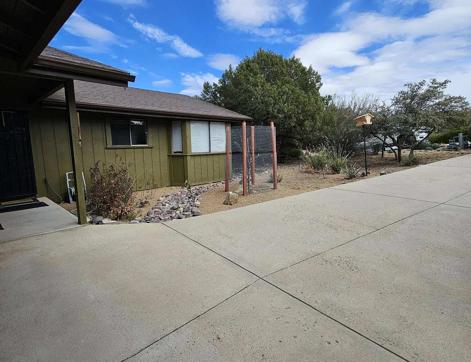 2 bed, 2.0 bath, 1445 sqft, $2,600 — Photo 3