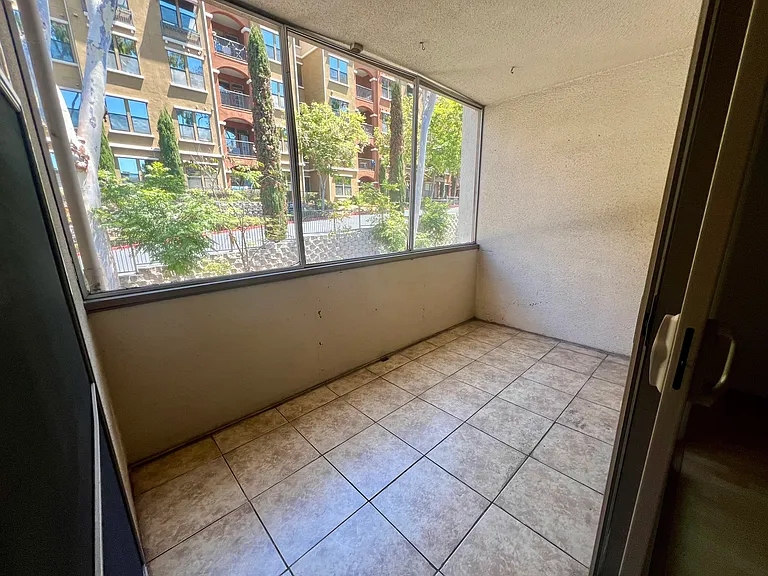 4891 Collwood Blvd #B — Photo 10