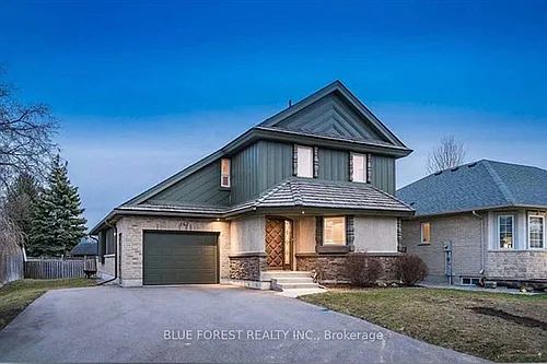 167 Forfar Ave #B Photo 1 167 Forfar Ave #B Photo 1