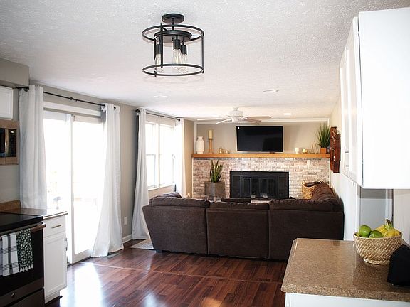 Kitchen/Family Room
