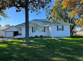 6737 Springfield Rd, Delavan, IL 61734