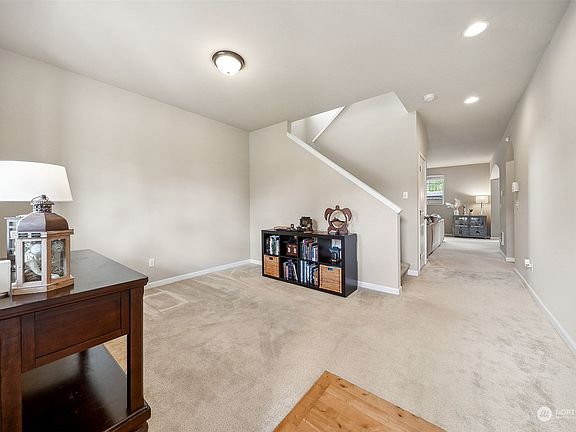 3rd image of 3505 181st Street E