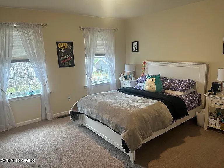 221 Lowe St — Photo 7