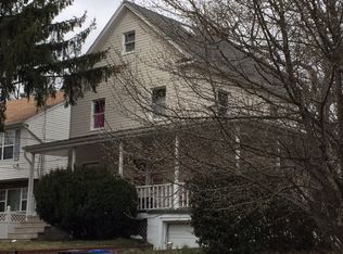 303 Washington Pl, Englewood, NJ 07631