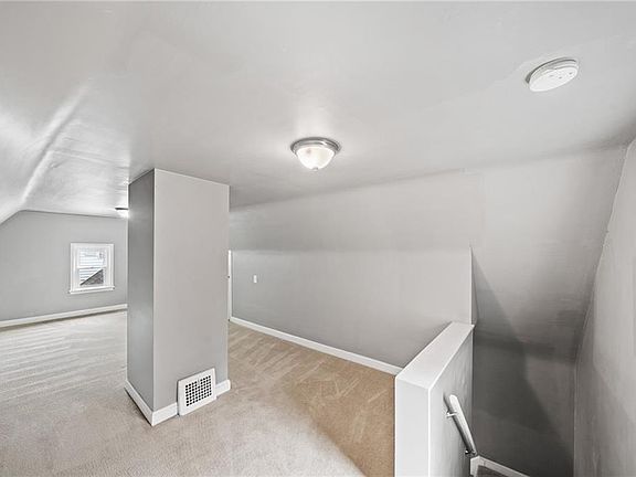 5th image of 3613 Meadowbrook Blvd