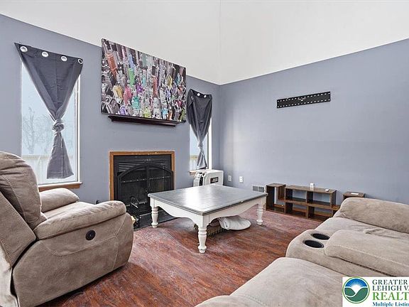 4th image of 3301 Windermere Dr