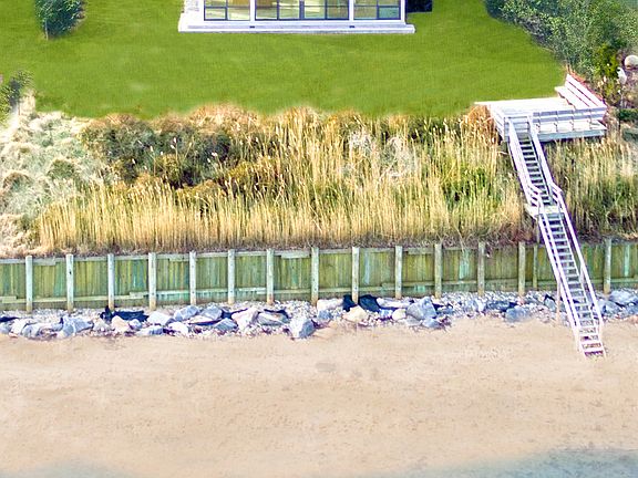 2nd image of 247 Kings Point Rd