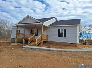 1 E Courthouse Rd, Blackstone, VA 23824
