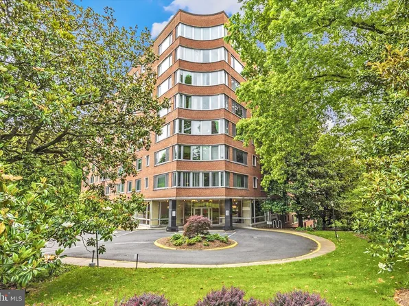 4200 Cathedral Ave NW APT 416, Washington, DC 20016