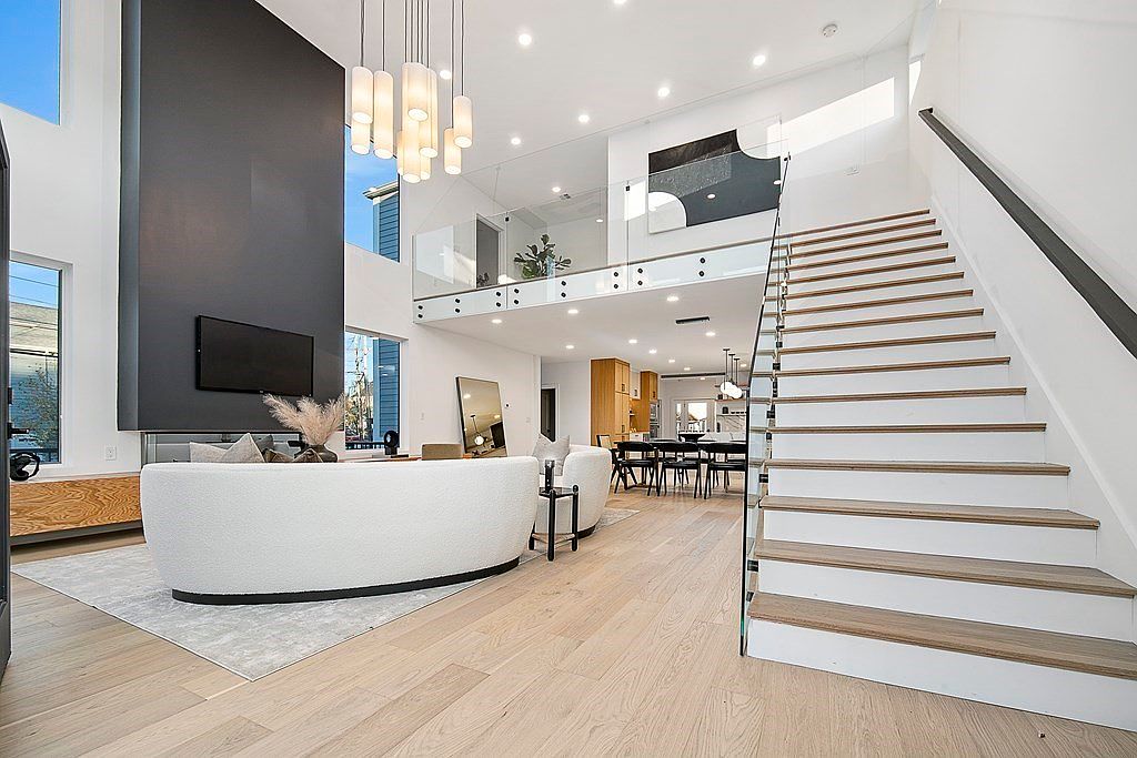 160 Forest St, Medford, MA 02155 Zillow