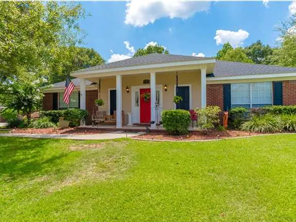 3173 Laurel Oak Dr, Semmes, AL 36575