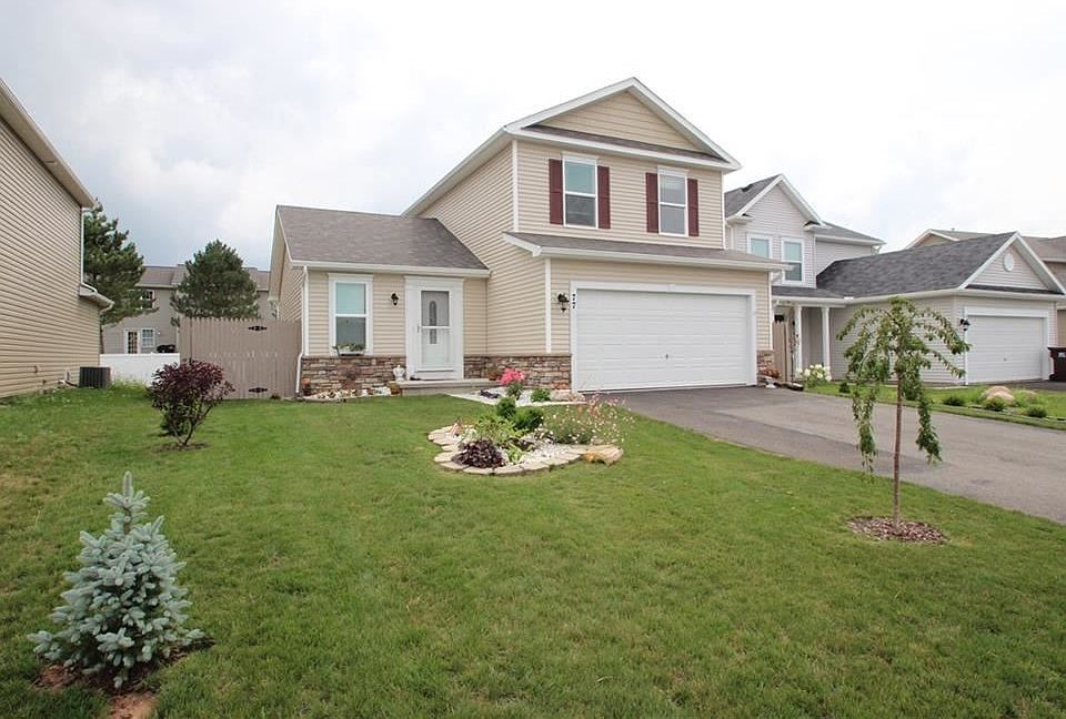 1st image of 77 Lianne Dr