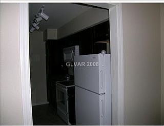 2nd image of 650 Oakmont Ave Unit 2108