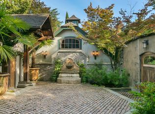 11350 SW Riverwood Rd, Portland, OR 97219