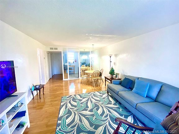 5th image of 2851 Leonard Dr APT J514