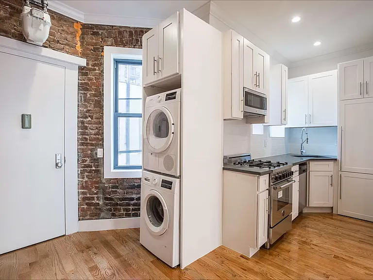 309 E 75th St #27 — Photo 1