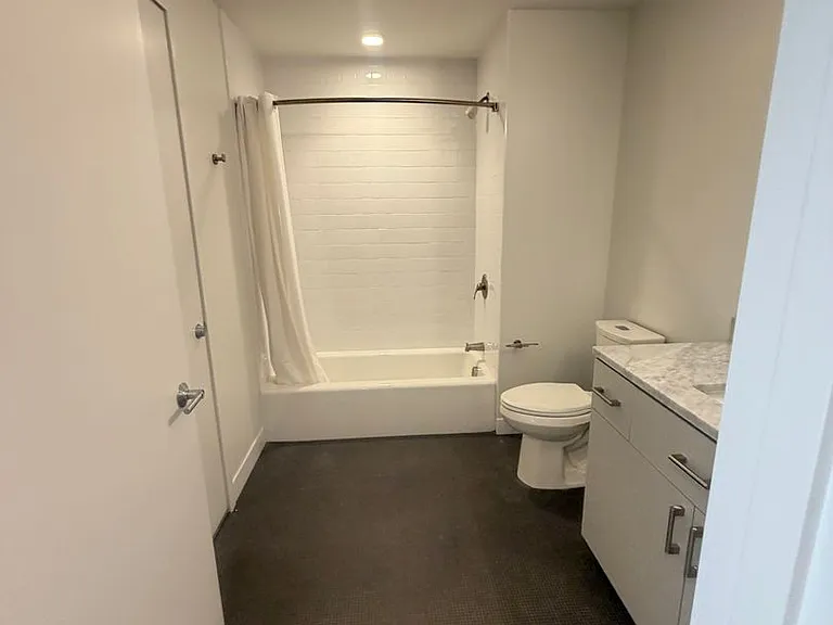 50 Brighton Ave #6 — Photo 8