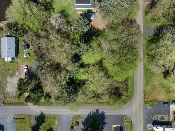 647 Skamokawa Court SE, Ocean Shores, WA 98569