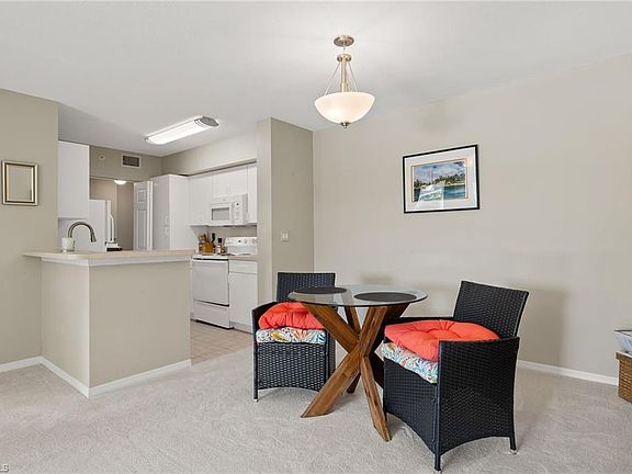 5th image of 8960 Colonnades CT E #935