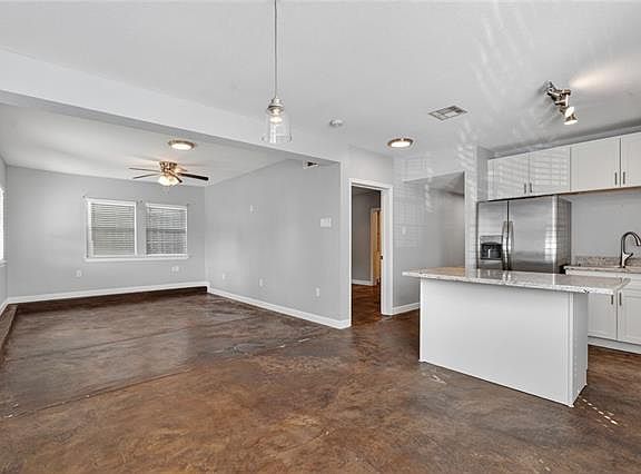 4th image of 4325 Walmsley Ave