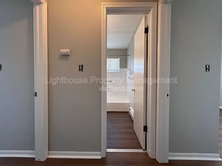 143 Exchange St SE #B — Photo 8