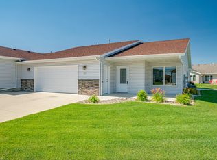921 Baffin Loop, Bismarck, ND 58503