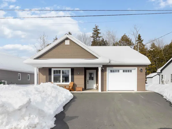 16 Emma Janes Way, Stewiacke, NS B0N 2J0