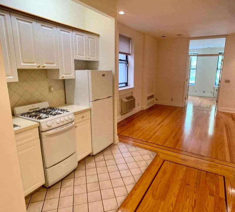 1st image of 112 E 90th St APT 2D