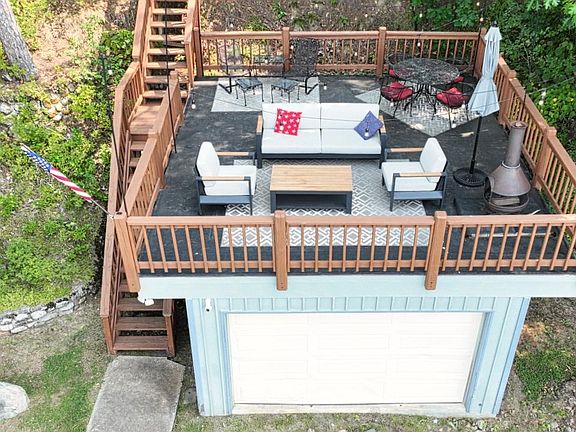 4th image of 2341 Circle Dr